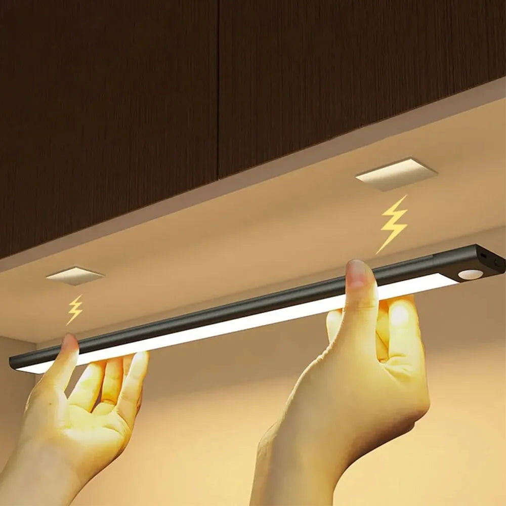תאורת LED נטענת עם חיישן תנועה לארונות – גדלים לבחירה